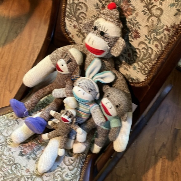Got Monkeys?? Lot of Five Sock Monkeys. approximately 24 inches to 6 inches from - Picture 2 of 7